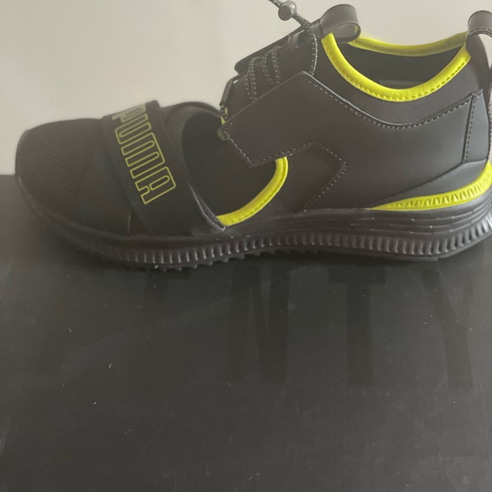 Rihanna Fenty Puma Sandal